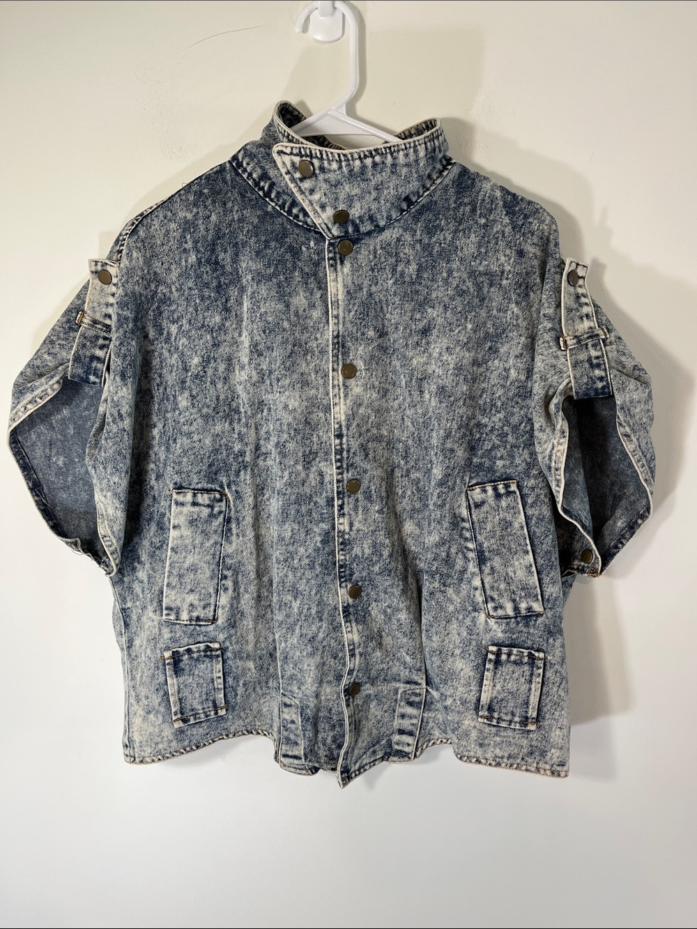 36 point 5 denim jacket acid washed size large